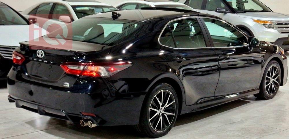 تۆیۆتا کامری